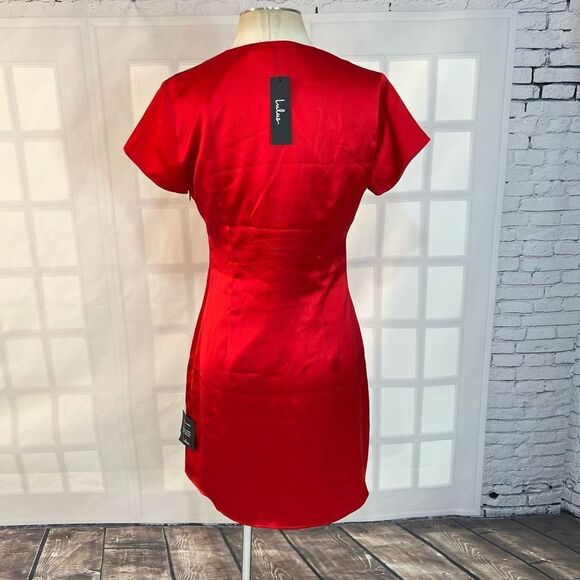 Lulu’s NWT Celebratory Mood Red Satin Short Sleeve Mini Dress size medium - Picture 9 of 14